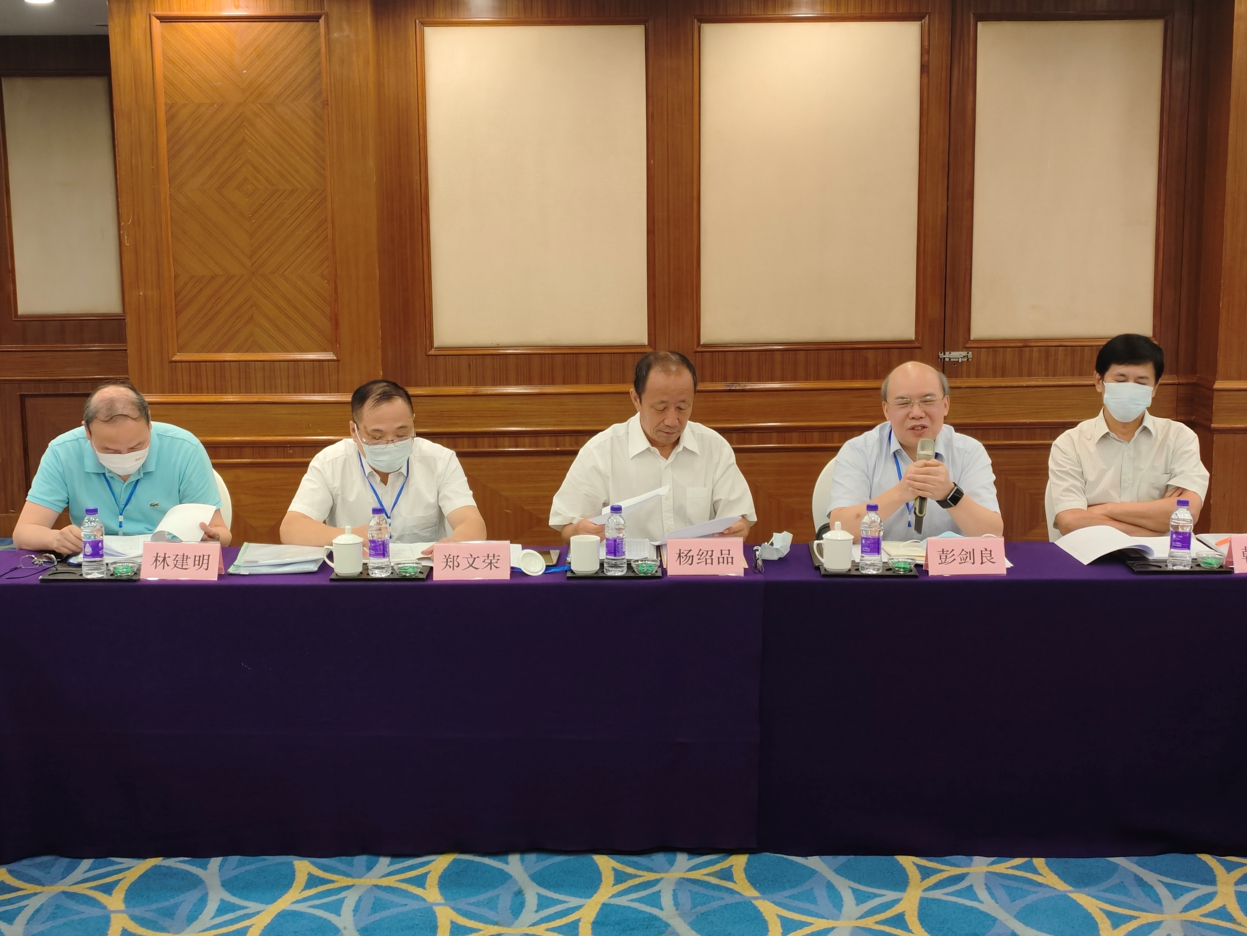 中国天然橡胶协会2022年会长扩大会暨 天然橡胶产需见面会在杭州顺利召开(图1) 中国天然橡胶协会2022年会长扩大会暨 天然橡胶产需见面会在杭州顺利召开(图1)