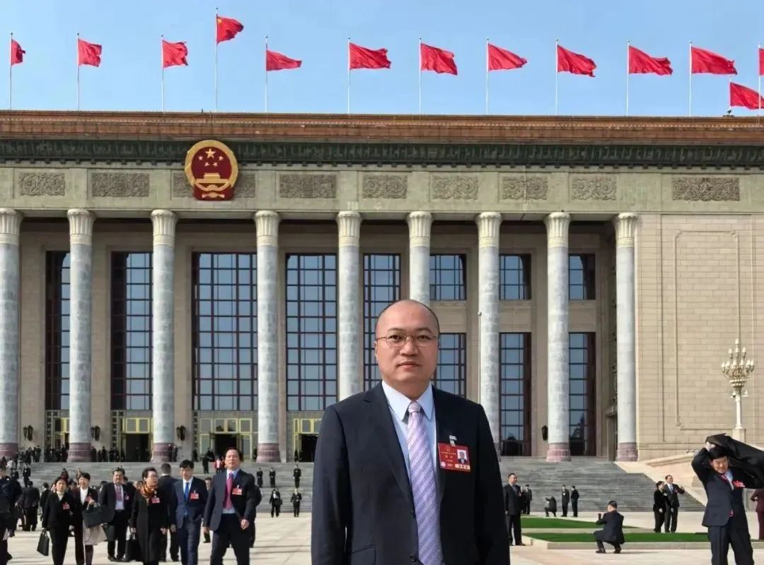 全国人大代表郑杰:加快国产特种天然橡胶生产应用(图3) 全国人大代表郑杰:加快国产特种天然橡胶生产应用(图3)